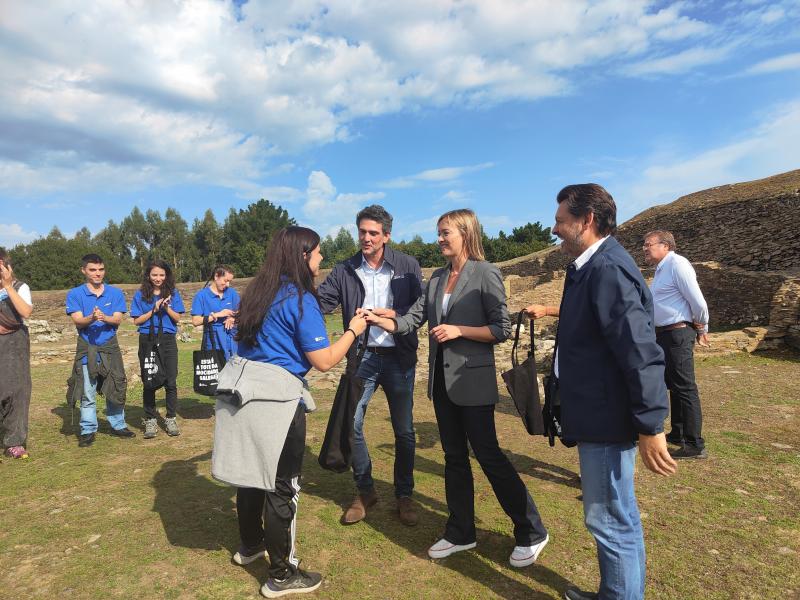 La Xunta extenderá el Carné Xove los jóvenes de la Galicia exterior antes de que finalice el año