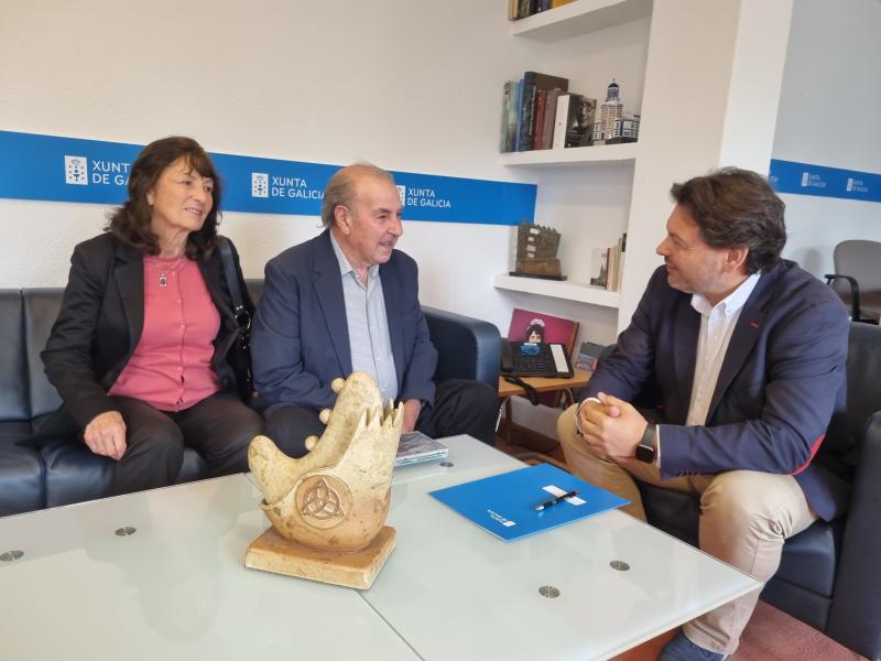 Imagen de la reunión celebrada en la sede de la SXE en Santiago de Compostela Imagen de la reunión celebrada en la sede de la SXE en Santiago de Compostela