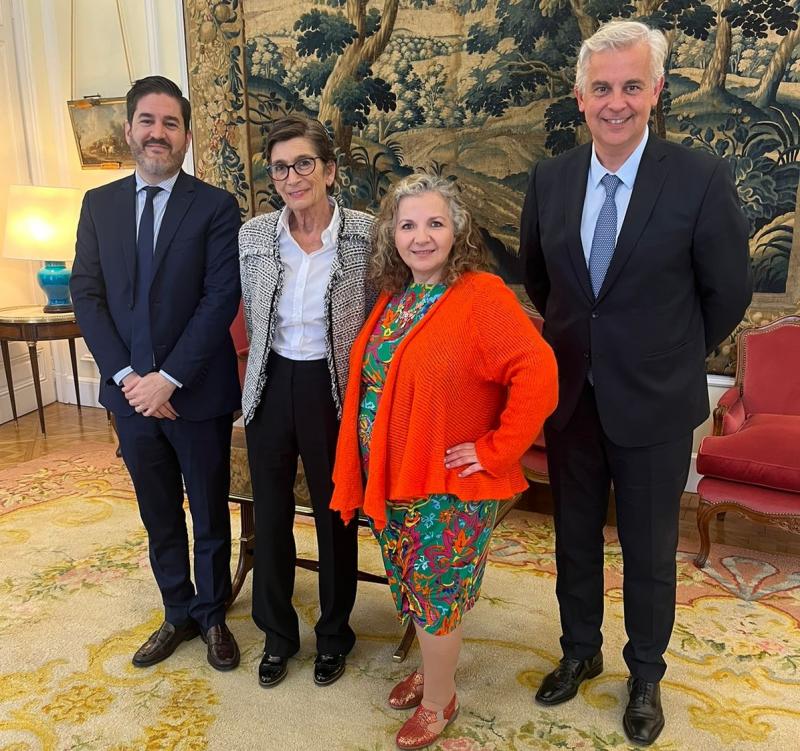 Imagen del encuentro celebrado en la Embajada de España en la capital argentina