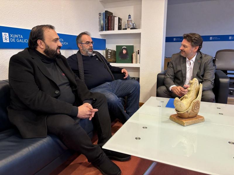 Imaxe da reunión celebrada na sede da SXE nen Santiago de Compostela