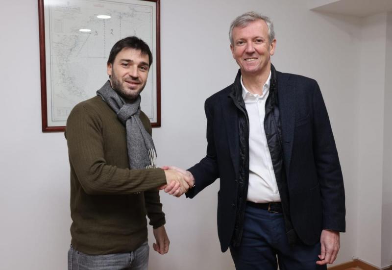 El presidente de la Xunta visita varias plantas de transformación en la Patagonia
