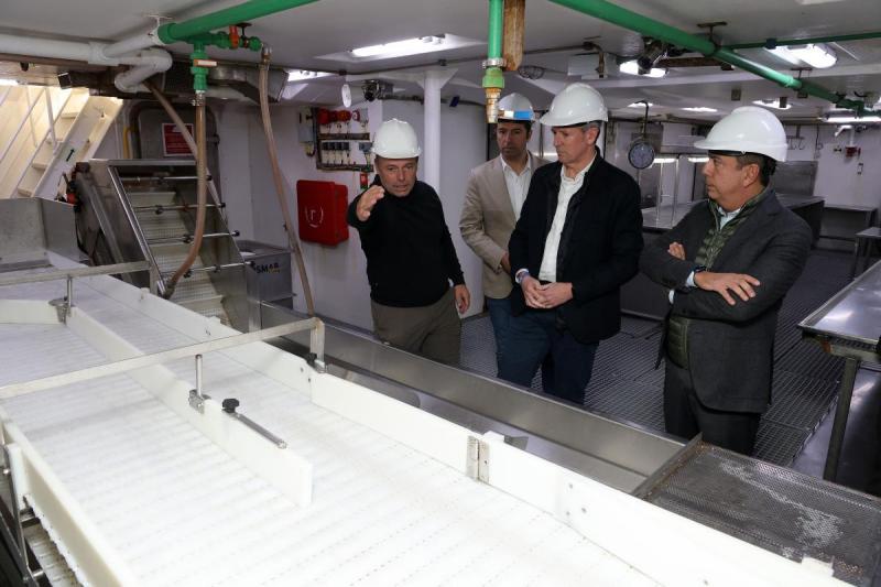 Imagen de la visita del presidente de la Xunta de Galicia, Alfonso Rueda