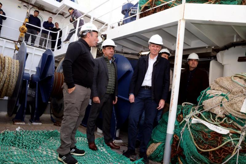 Imagen de la visita del presidente de la Xunta de Galicia, Alfonso Rueda