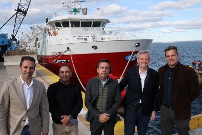 Imagen de la visita del presidente de la Xunta de Galicia, Alfonso Rueda