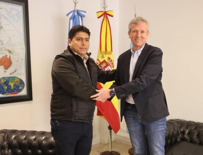 Imagen de la visita del presidente de la Xunta de Galicia, Alfonso Rueda