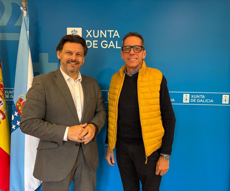 Miranda e González, na sede da SXE na capital de Galicia Miranda e González, na sede da SXE na capital de Galicia