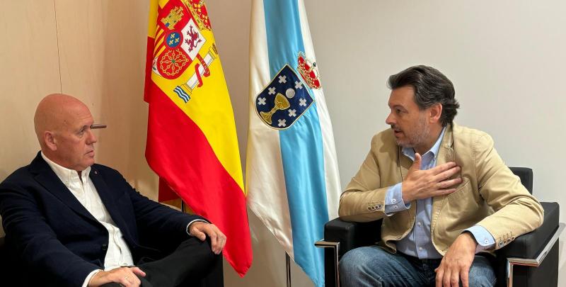 Imaxe da reunión celebrada na sede de Emigración na capital de Galicia