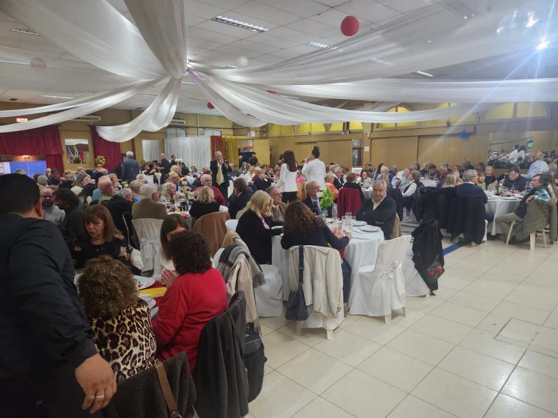 A delegada da Xunta en Uruguai reafirma no Xantar de Irmandade e entrega do Premio Castelao 2024 o compromiso coas iniciativas que fortalecen os vínculos cos galegos do exterior