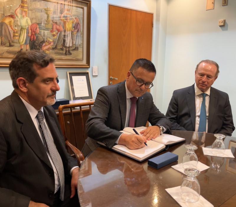 José González reafirma o compromiso da Xunta coa preservación da cultura galega no exterior durante o aniversario do Centro Galicia de Bos Aires