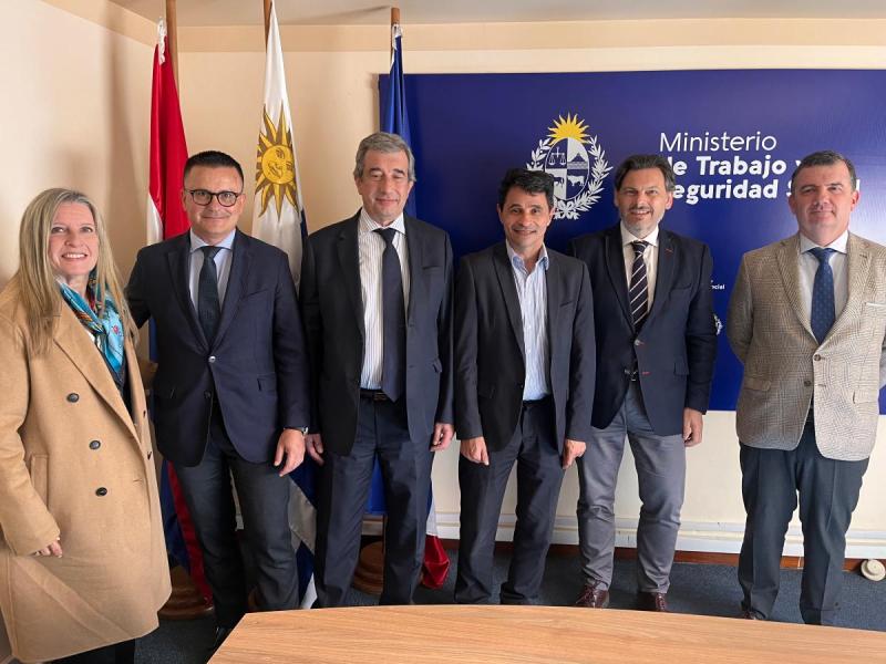 La Xunta pone de relieve en Uruguay su apuesta por el emprendimiento y por la generación de empleo para fijar población en el rural