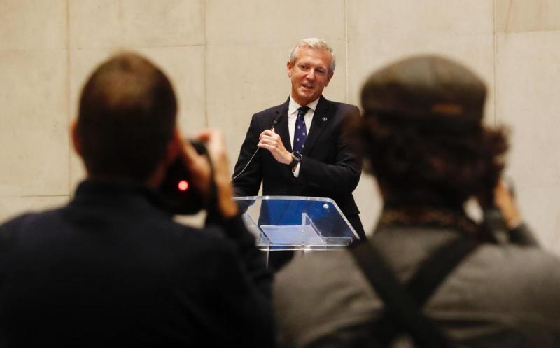 Rueda agradece a la colectividad gallega en Asturias su compromiso con el mantenimiento de los lazos entre ambas comunidades