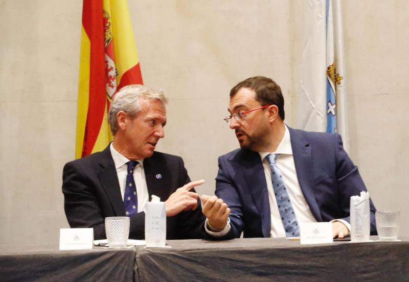 Rueda agradece a la colectividad gallega en Asturias su compromiso con el mantenimiento de los lazos entre ambas comunidades