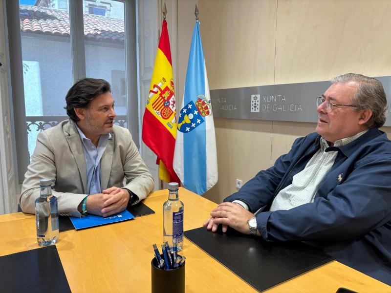 Miranda destaca o labor da Asociación Española de Socorros Mutuos de Uruguai na atención sanitaria á comunidade galega