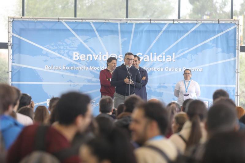 A Xunta reforzará en 2025 o programa de Bolsas BEME para a mocidade galega do exterior, ampliando o orzamento e incorporando estudos de grao