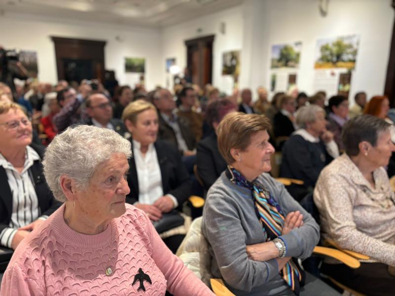 O documental “Anduriña, muller de ida e volta” inicia en Madrid unha xira mundial por máis de 50 centros galegos levando unha emotiva testemuña de conexión coa terra