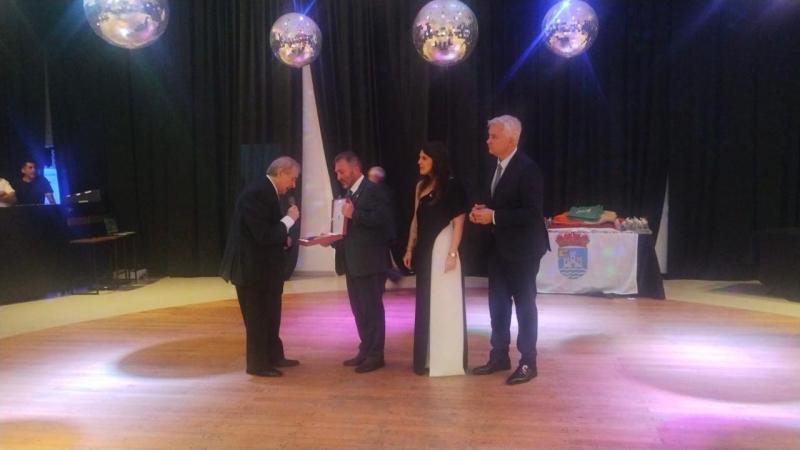 El Delegado de la Xunta en Buenos Aires destaca la relevancia de la presencia gallega en Avellaneda durante la celebración de los actos conmemorativos del 125º Aniversario del Centro Gallego