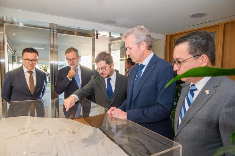 Rueda reúnese cos embaixadores de Arxentina, Chile e Honduras en España Rueda reúnese cos embaixadores de Arxentina, Chile e Honduras en España