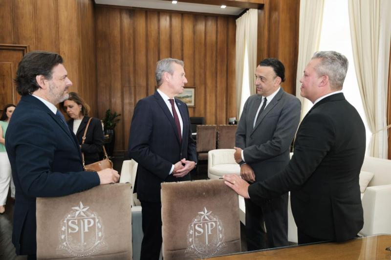 Rueda inicia hoxe unha viaxe a Brasil para potenciar as relacións comerciais co país e reforzar os lazos coa colectividade galega