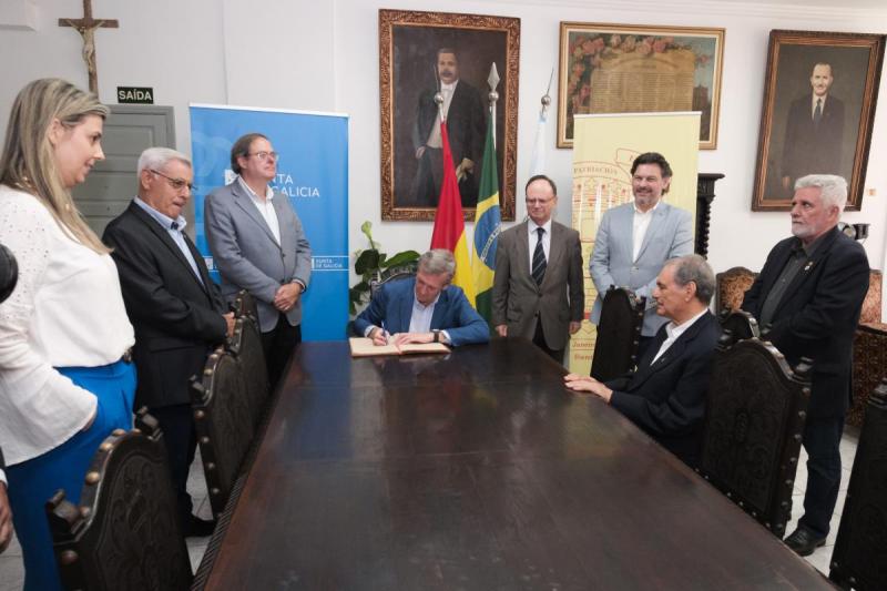 Rueda invita á mocidade do exterior a retornar a Galicia co apoio das bolsas BEME, que se estenderán aos estudos de grao o próximo curso