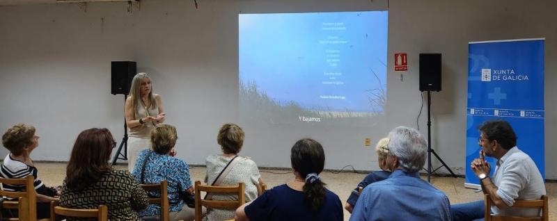 A Delegada da Xunta en Uruguai acude á proxección do documental “Anduriña, muller de ida e volta” na Unión Hijos de Morgadanes