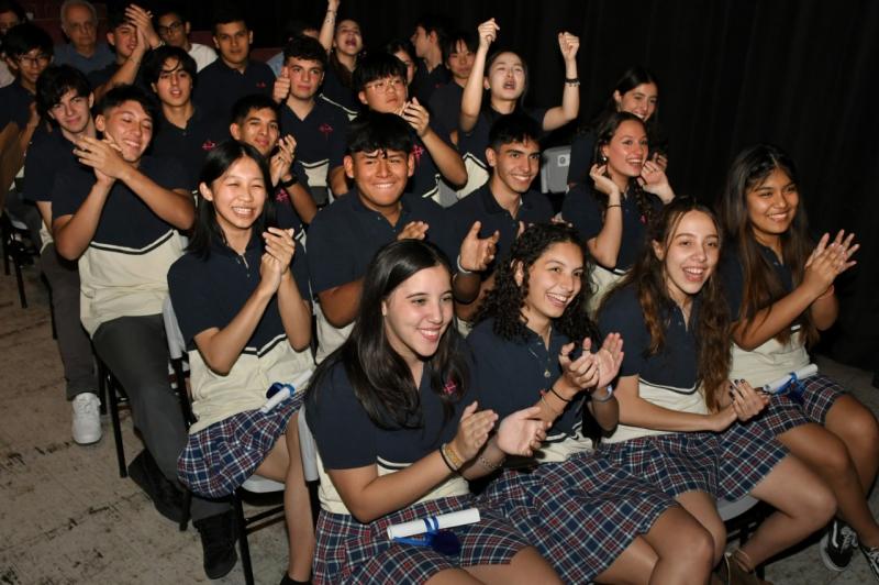O Delegado da Xunta en Arxentina preside a entrega de diplomas aos graduados do Instituto Santiago Apóstolo animando aos novos graduados a manter vivos os valores da galeguidade