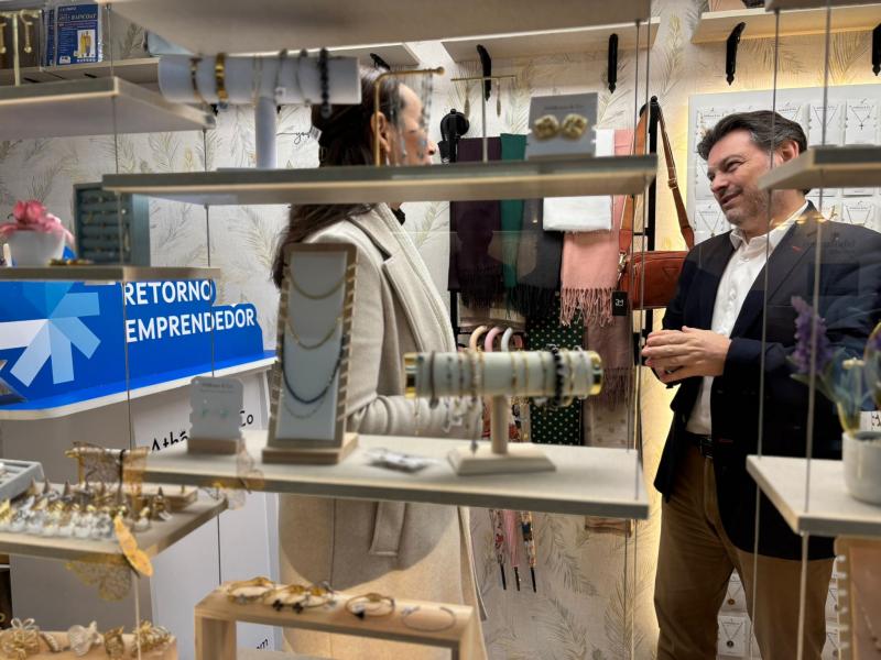 La Xunta potencia la iniciativa emprendedora de los gallegos retornados con una línea de ayudas de 1 M€ La Xunta potencia la iniciativa emprendedora de los gallegos retornados con una línea de ayudas de 1 M€