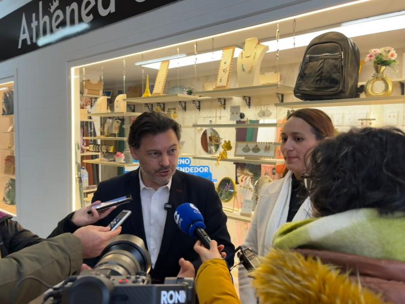 La Xunta potencia la iniciativa emprendedora de los gallegos retornados con una línea de ayudas de 1 M€ La Xunta potencia la iniciativa emprendedora de los gallegos retornados con una línea de ayudas de 1 M€