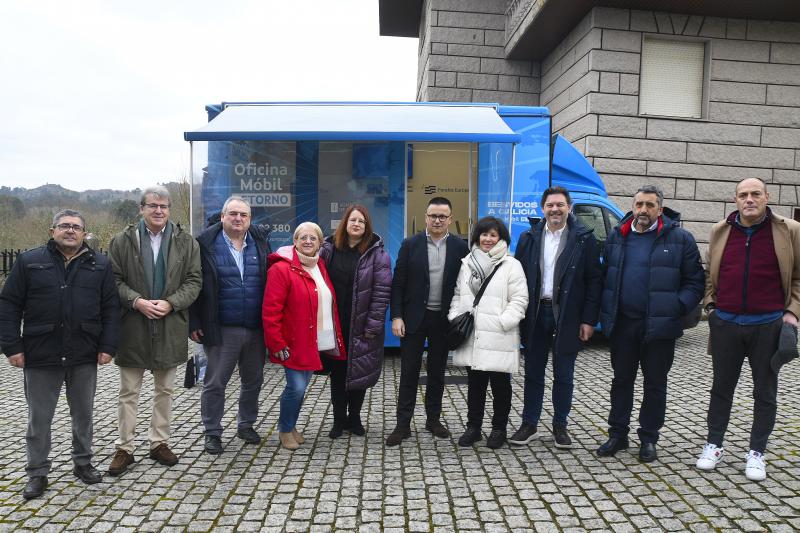 A Xunta salienta o labor de acompañamento e asesoría prestado pola Oficina de Retorno, que xa atendeu preto de 3.000 familias na área de Ourense A Xunta salienta o labor de acompañamento e asesoría prestado pola Oficina de Retorno, que xa atendeu preto de 3.000 familias na área de Ourense