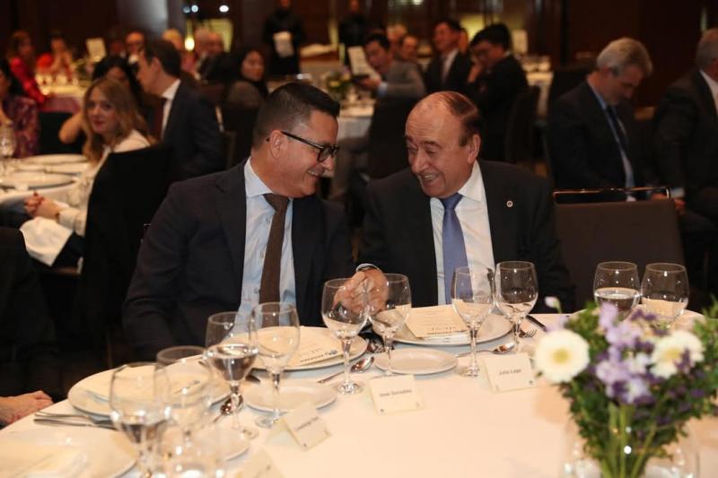 La Xunta ensalza en Madrid el talento y la innovación empresarial gallega en la entrega del XVIII Premio Victoriano Reinoso La Xunta ensalza en Madrid el talento y la innovación empresarial gallega en la entrega del XVIII Premio Victoriano Reinoso