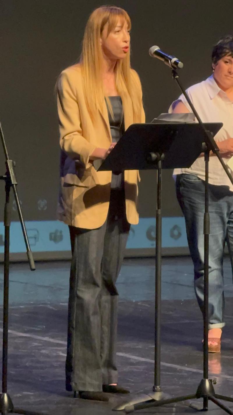 La Xunta participa en Santa Coloma de Gramenet en un emotivo acto de celebración de las Letras Gallegas con especial homenaje a las cantareiras