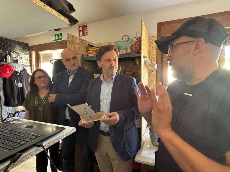 Miranda: “O retorno dos galegos do exterior dan un novo pulo ao emprendemento nas vilas galegas”