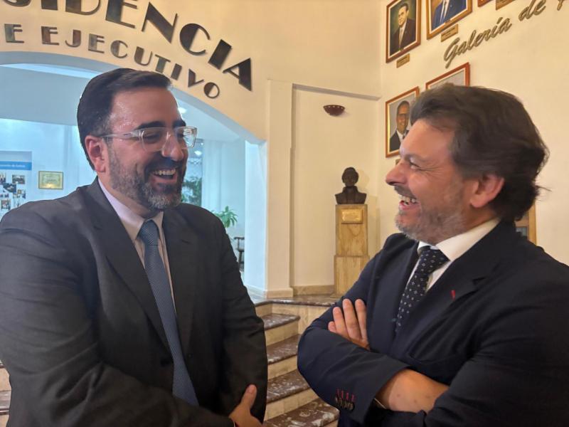 Miranda en la toma de posesión de la nueva directiva de la Hermandad Gallega de Venezuela: “Los nuevos responsables inician una etapa que contará con el respaldo de la Xunta para seguir fortaleciendo a nuestra colectividad en Venezuela”