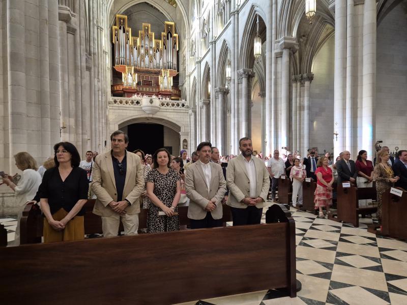 Miranda: “Las campanas gallegas de la Almudena son un recordatorio sonoro de la huella que dejaron y siguen dejando los gallegos en la historia y en la vida madrileña”