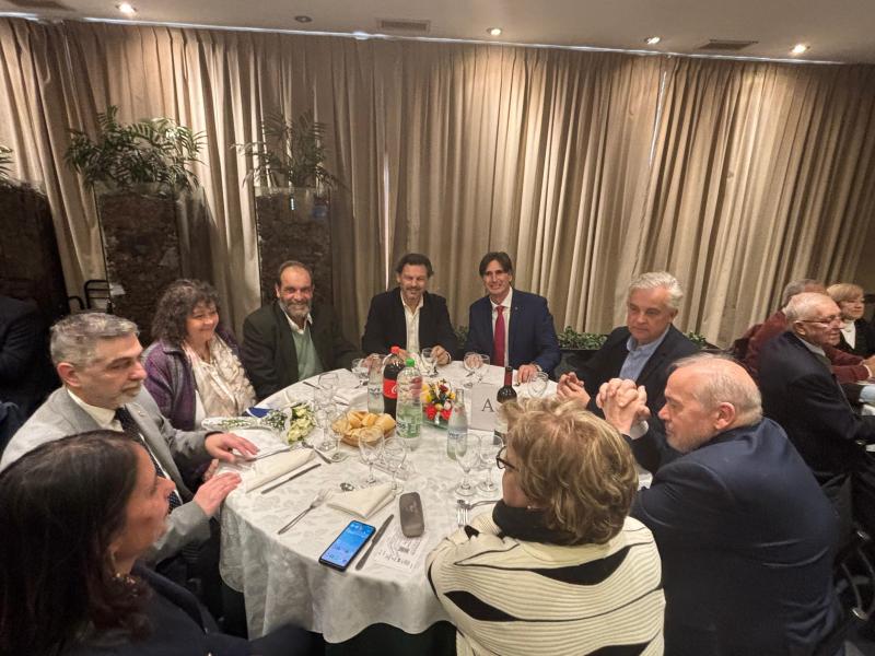 Miranda no 115º Aniversario da Sociedade de Vedra en Bos Aires: “A galeguidade está máis viva ca nunca grazas a entidades como esta'