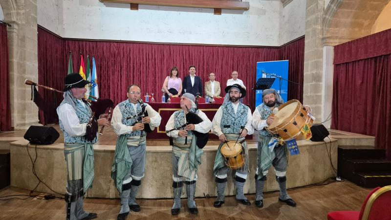 Miranda na XV Xuntanza de Centros Galegos do sur de España: “A forza dos galegos fóra de Galicia vese na súa unidade e no seu compromiso coa nosa cultura”
