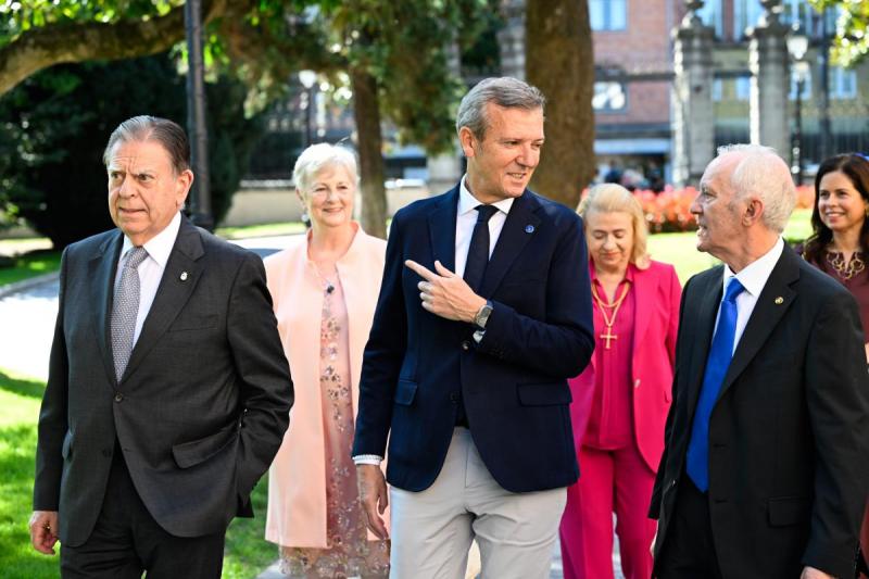 Rueda reivindica en Oviedo la hermandad histórica entre Galicia y Asturias y apuesta por la cooperación frente a los desafíos presentes y futuros