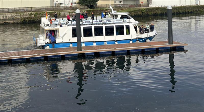 Miranda recibe en Pontecesures a 42 peregrinos da Irmandade Galega de Rubí que realizan o Camiño Portugués pola Variante Espiritual.