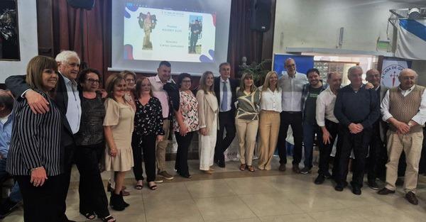 A delegada da Xunta en Uruguai destaca na entrega do Premio Asorey o compromiso da colectividade galega en Uruguai coa preservación das tradicións