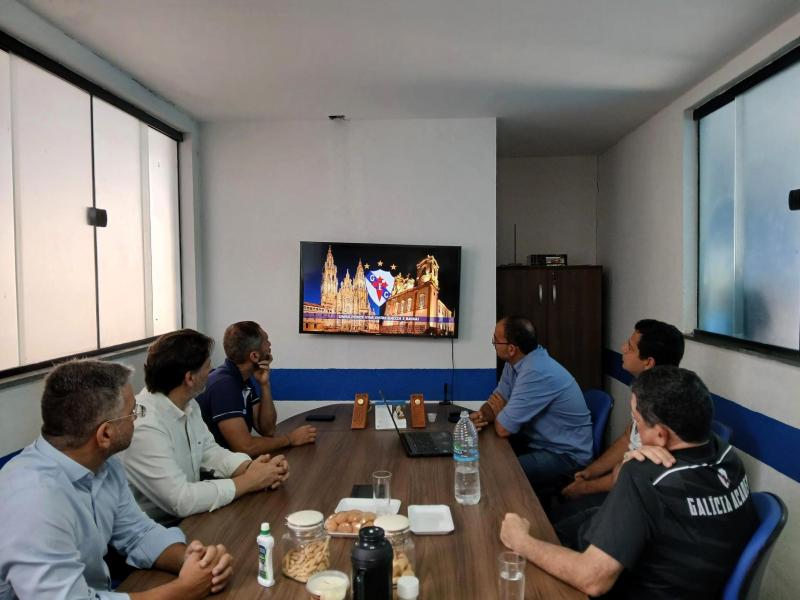 Miranda destaca en Salvador de Bahía o valor histórico do Galicia Esporte Clube como emblema da emigración e da cultura galega en Brasil.