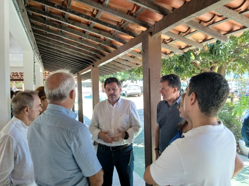 Miranda destaca en Salvador de Bahía o papel do Centro Recreativo União do Río Tea: “Son un exemplo de como a colectividade galega mantén viva a súa cultura a milleiros de quilómetros de Galicia”.