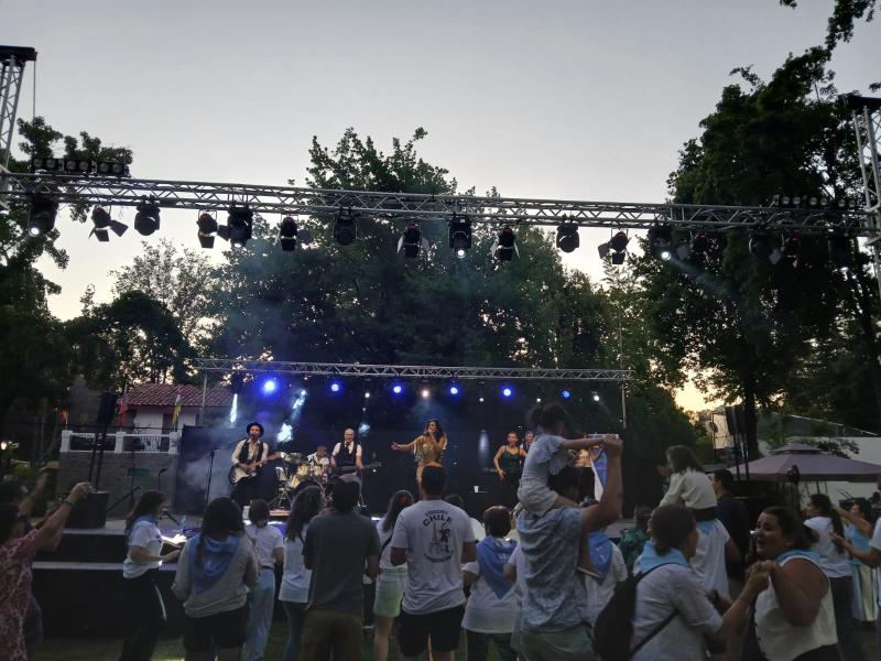 Miranda agradece al Estadio Español de Chile por ser un lugar de acogida para el conjunto de la colectividad española, en particular de la gallega