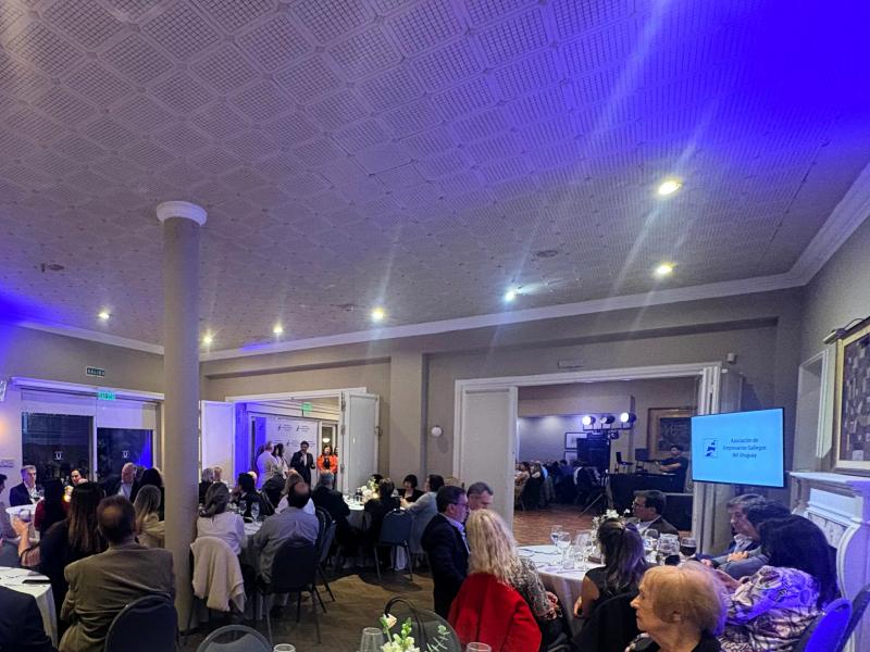 Miranda destaca en Montevideo o potencial do talento emprendedor galego e o papel da empresa na ligazón económica entre Galicia e Uruguai.