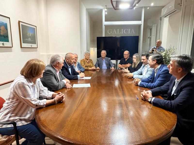 Miranda: “La unión de entidades entorno al Centro Orensano es un ejemplo de colaboración y de futuro para la colectividad gallega en Uruguay”.