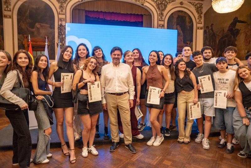 Miranda: “Estes diplomas reflexan o orgullo e a emoción dunha Arxentina que segue a sentir a Galicia como a súa casa”