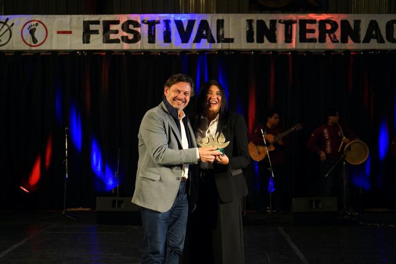 Miranda destaca en los Premios Rebulir el papel de los Centros Galegos de Euskadi como ejemplo de compromiso con la cultura gallega.