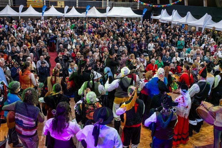La Xunta declara Ben de Interés Cultural a música y el baile tradicionales gallegos, un patrimonio vivo también en el exterior.