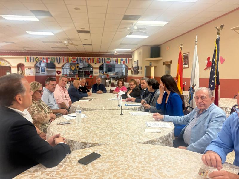 Miranda: 'La directiva de la Casa de Santa Marta de Ortigueira de Miami garantiza la continuidad de la galleguidad en Miami'