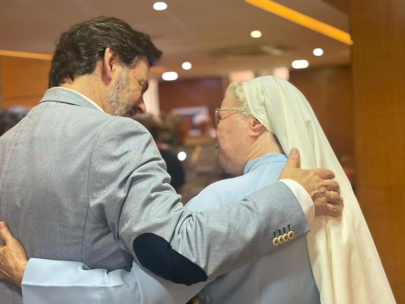 Miranda: 'El trabajo del Recreio dos Anciãos es esencial para garantizar cuidado y acompañamiento a la colectividad'