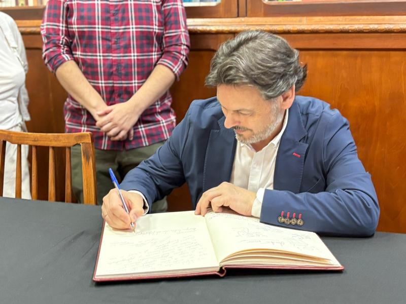 Miranda: “Os centros galegos son a mellor mostra de que a identidade de Galicia segue viva en cada recuncho do mundo”