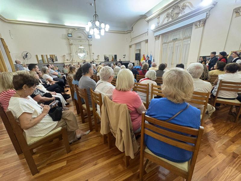 Miranda: “Las mujeres de la emigración han sido clave para mantener viva la identidad gallega en las comunidades del exterior'